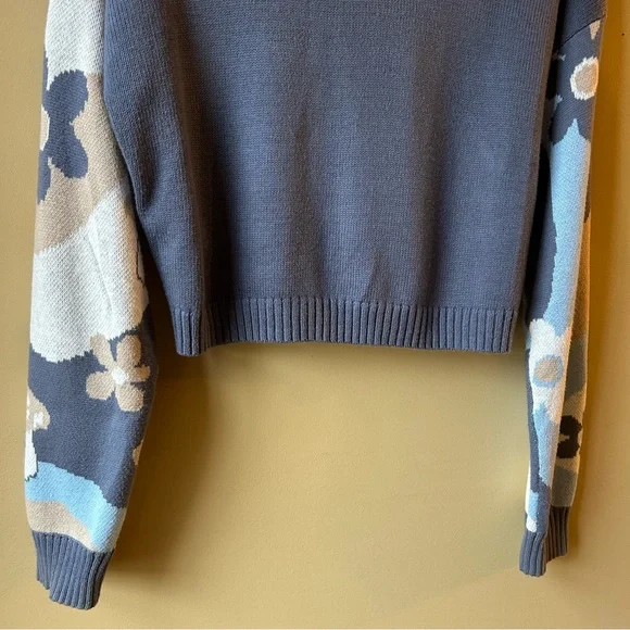 Hollister Cropped Mushroom Floral Sweater Size Small Blue Tan Retro Boho Hippie - Picture 7 of 15